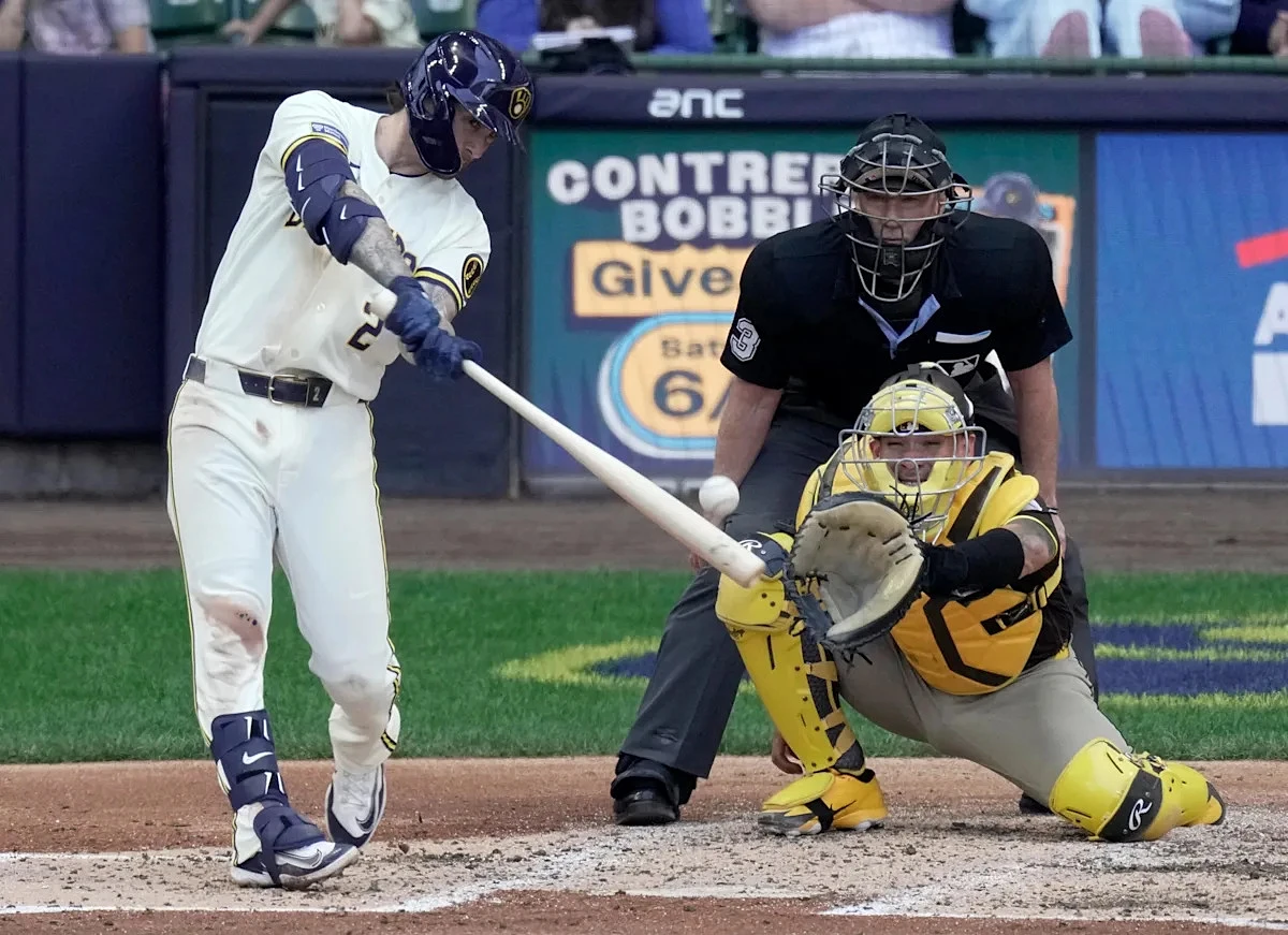 Is Brewers' Brice Turang the best second baseman in baseball?