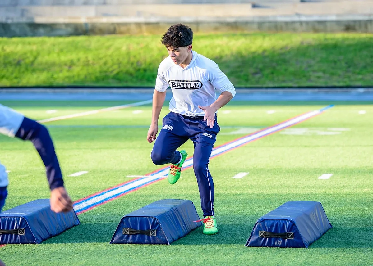 Recruiting stock rising for Cranbrook football's Anthony Warchuck