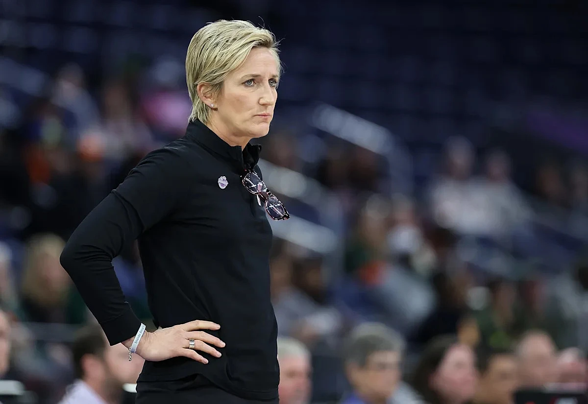 Parents say Stanford women’s basketball coach Kate Paye created toxic culture, per report