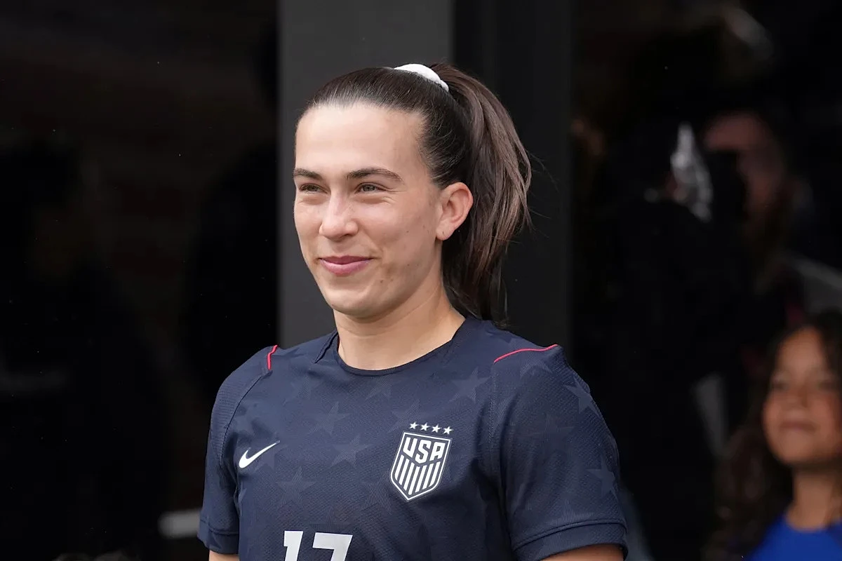 Sam Coffey injury: USWNT midfielder sidelined after knee surgery