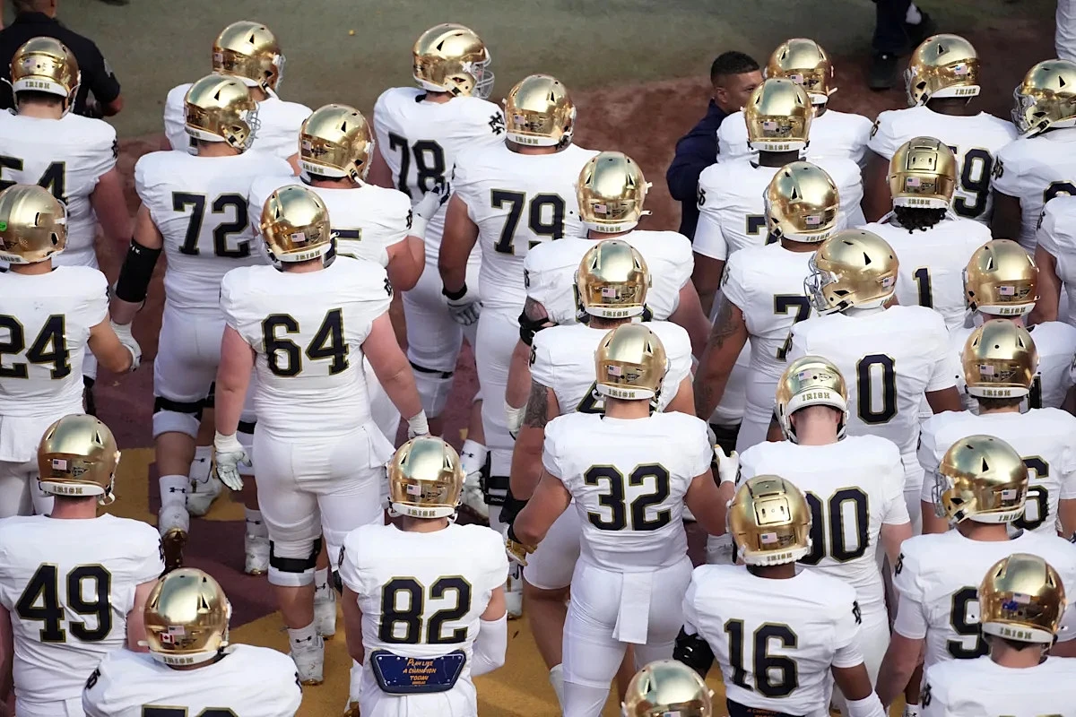 Notre Dame lands commitment from playmaking 4-star DL David Folorunsho