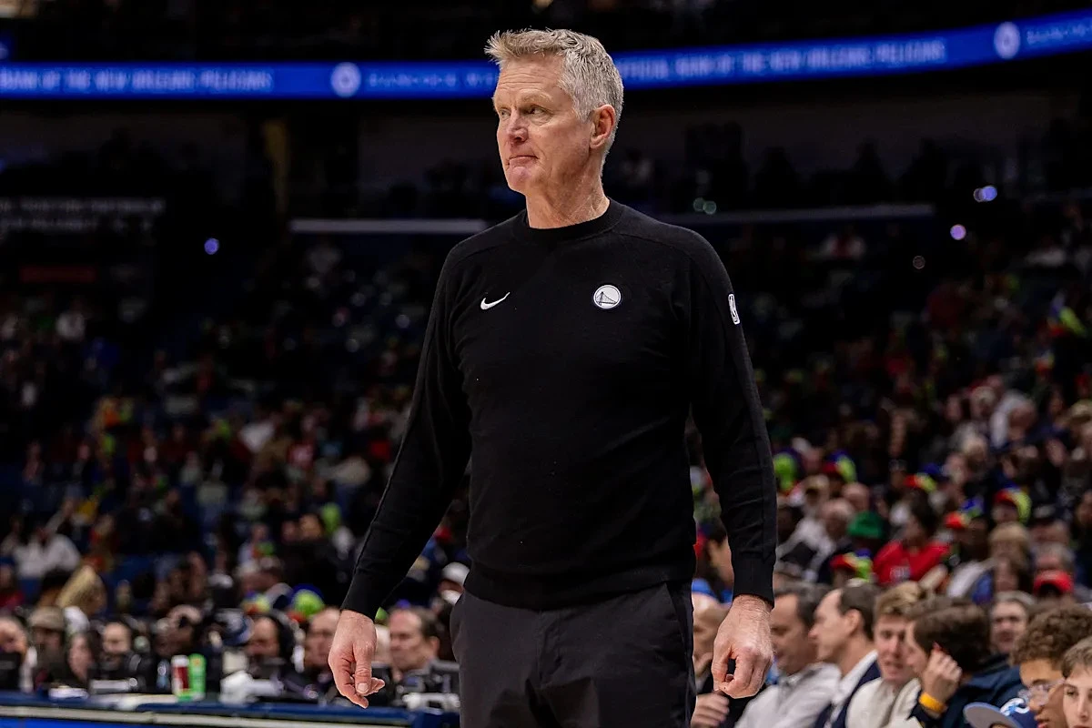 Steve Kerr shares how his wife helped him make coaching decision