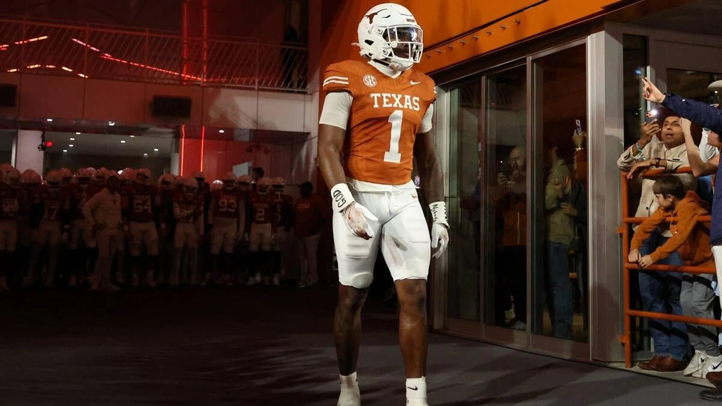 Jeremiah Smith, Colin Simmons among college football's active statistical leaders entering 2026 season