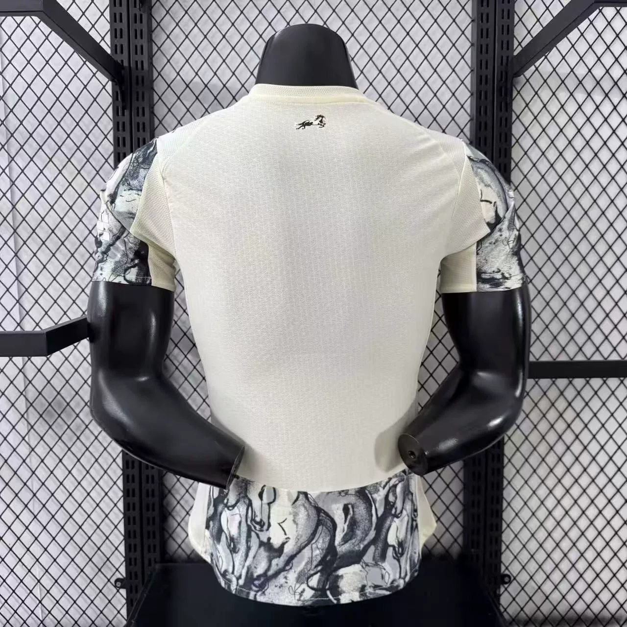 2026 Manchester City Year of the Horse Jersey - Rodri Special Edition detail 8