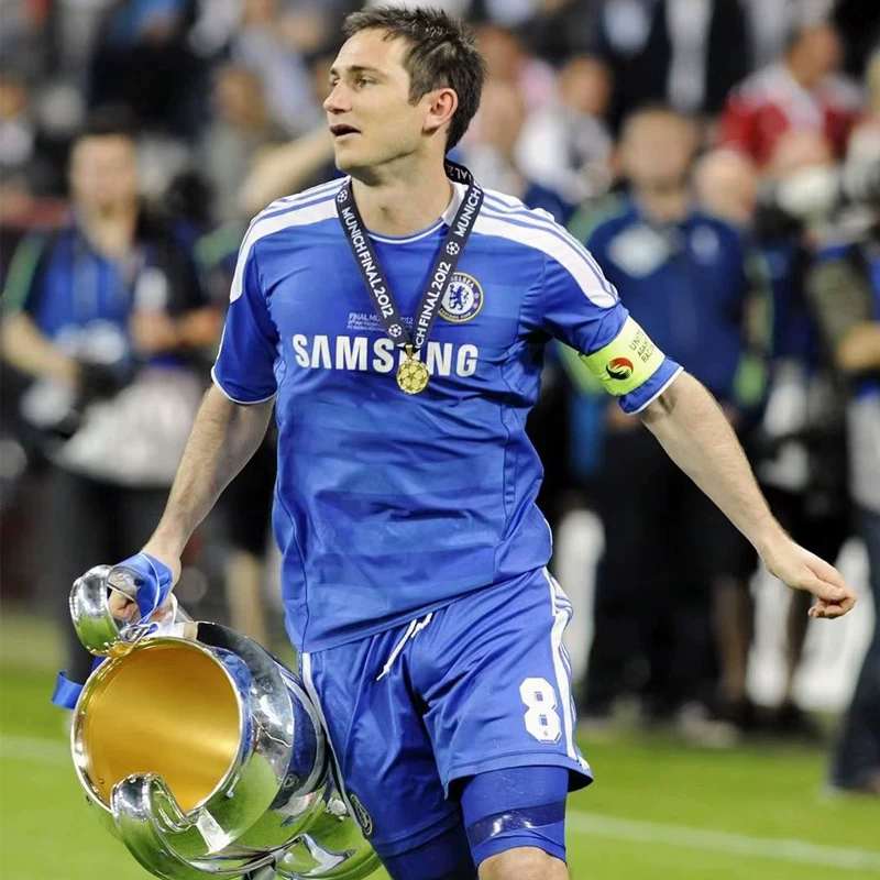 Chelsea 11-12 Home Jersey Torres Lampard Drogba Champions League Final Retro Football Shirt detail 2