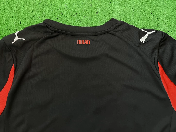 AC Milan Home Jersey 25/26 detail 9