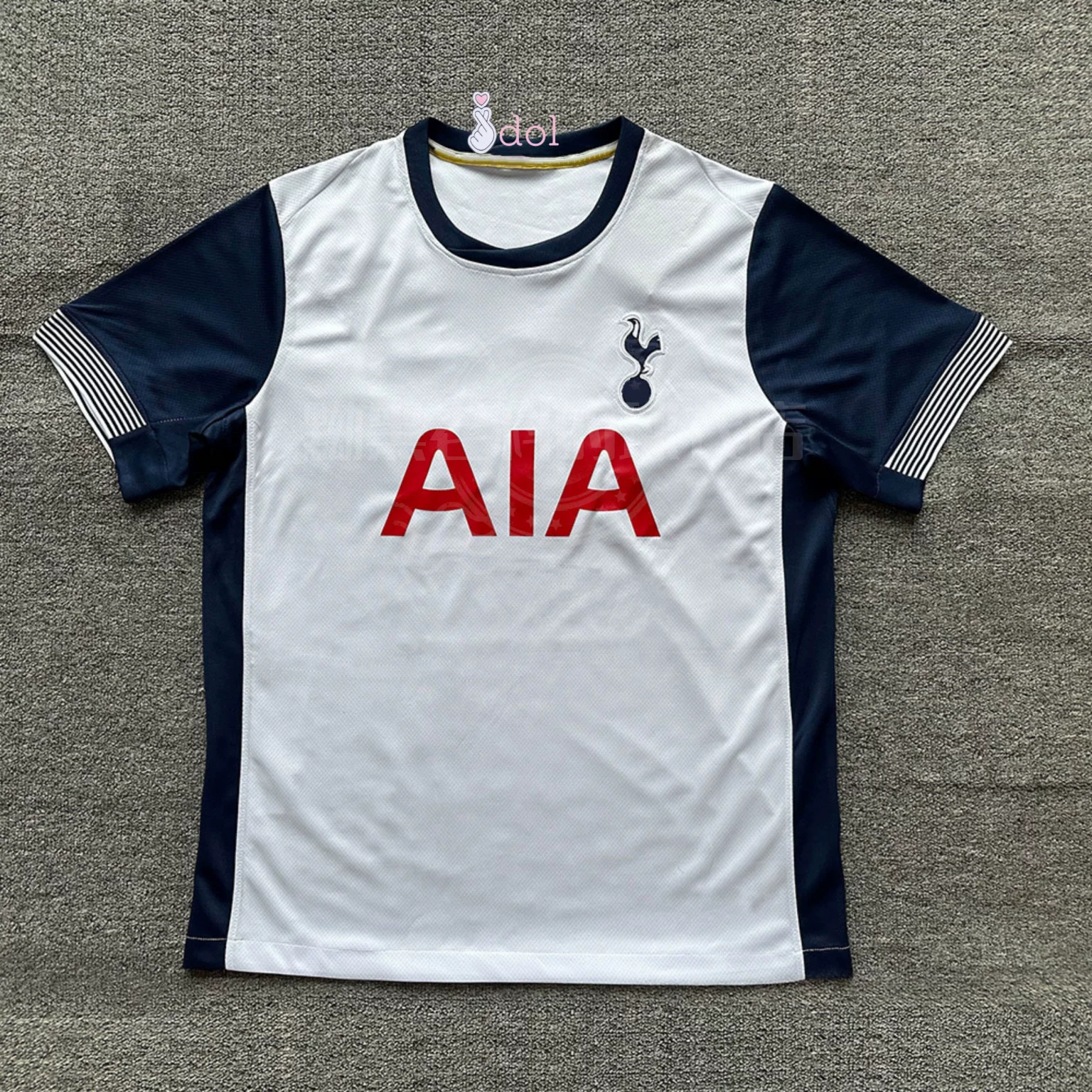 Tottenham Hotspur NewJeans Football Jersey detail 4