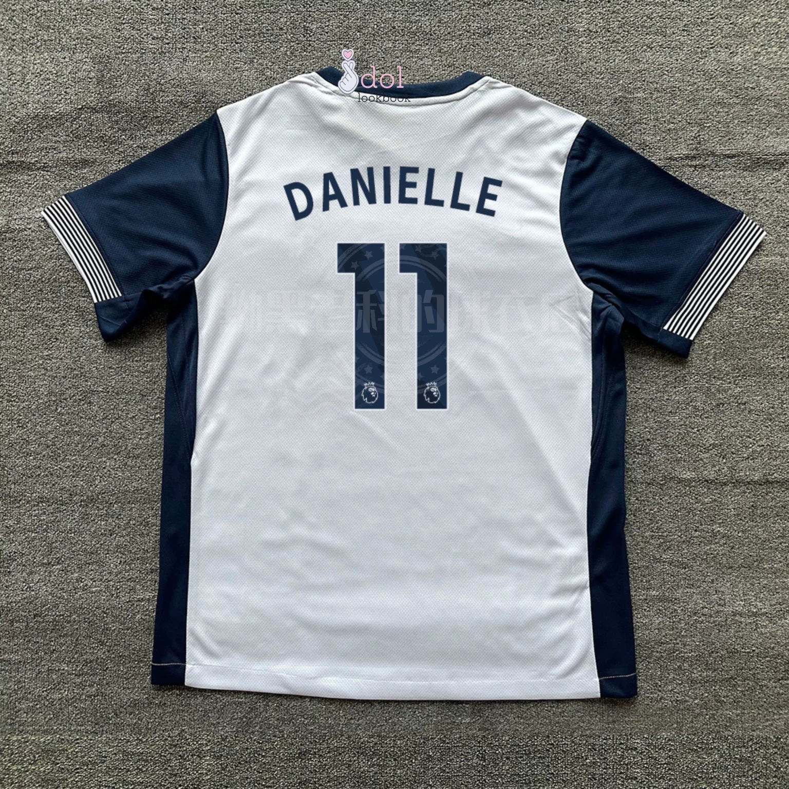 Tottenham Hotspur NewJeans Football Jersey detail 7