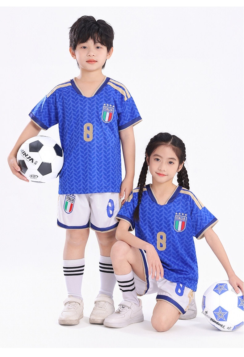 Italy 2026 World Cup Kids Football Jersey Set detail 8