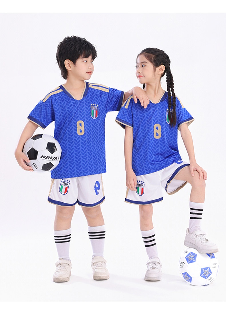 Italy 2026 World Cup Kids Football Jersey Set detail 9