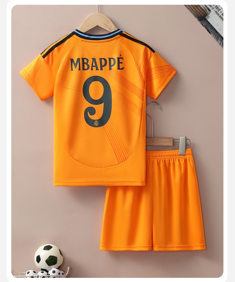 Real Madrid Cristiano Ronaldo Kids Jersey Set - Argentina Messi Training Kit detail 16