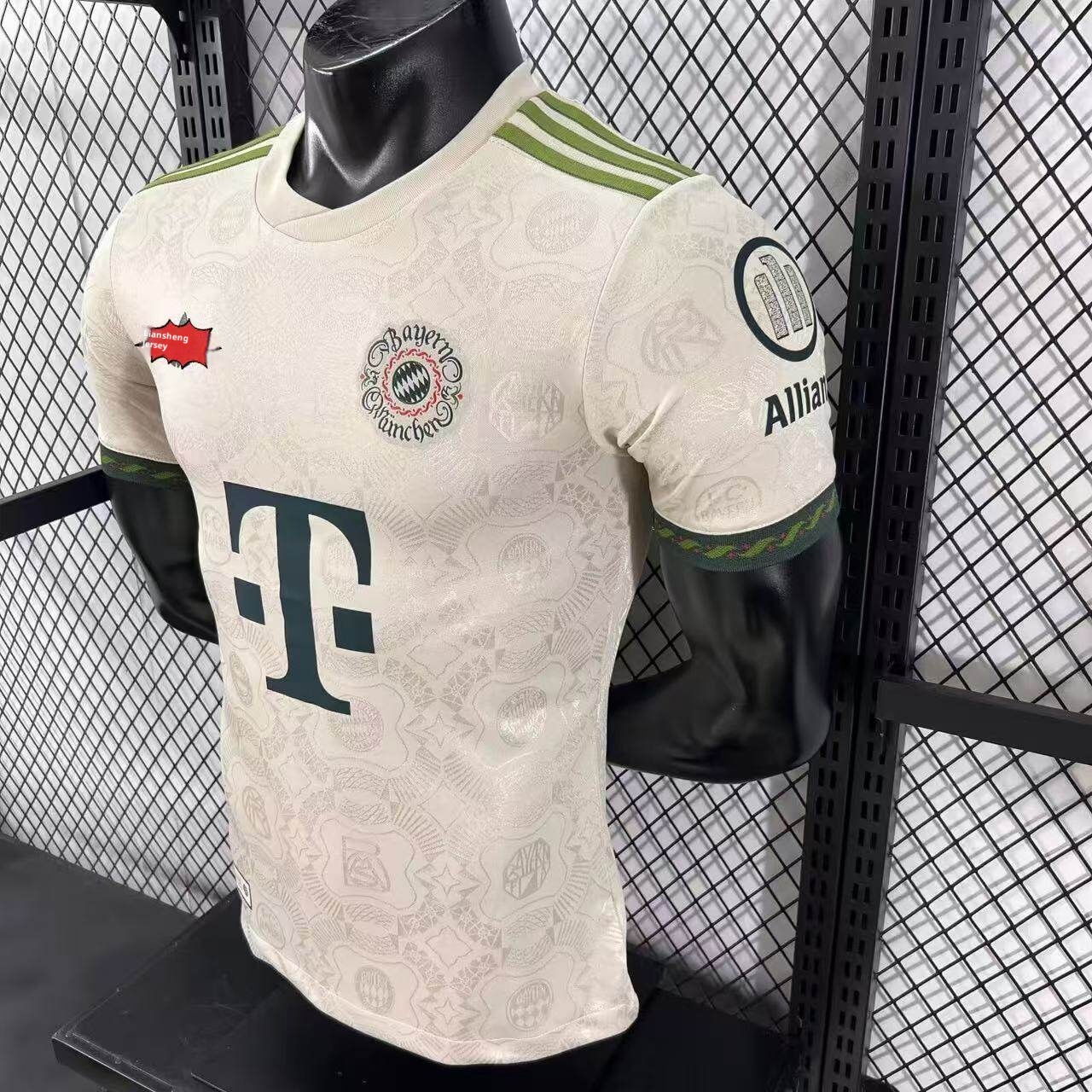 Bayern Oktoberfest Jersey #10 Musiala #9 Kane Edition detail 4