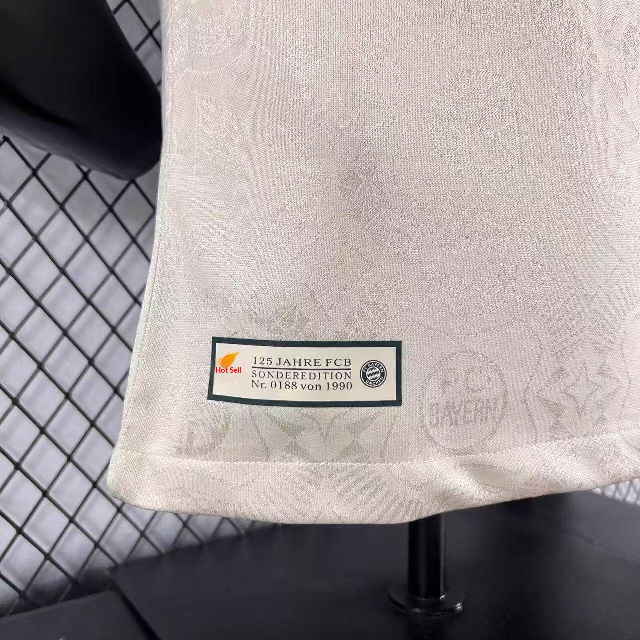 Bayern Oktoberfest Jersey #10 Musiala #9 Kane Edition detail 7
