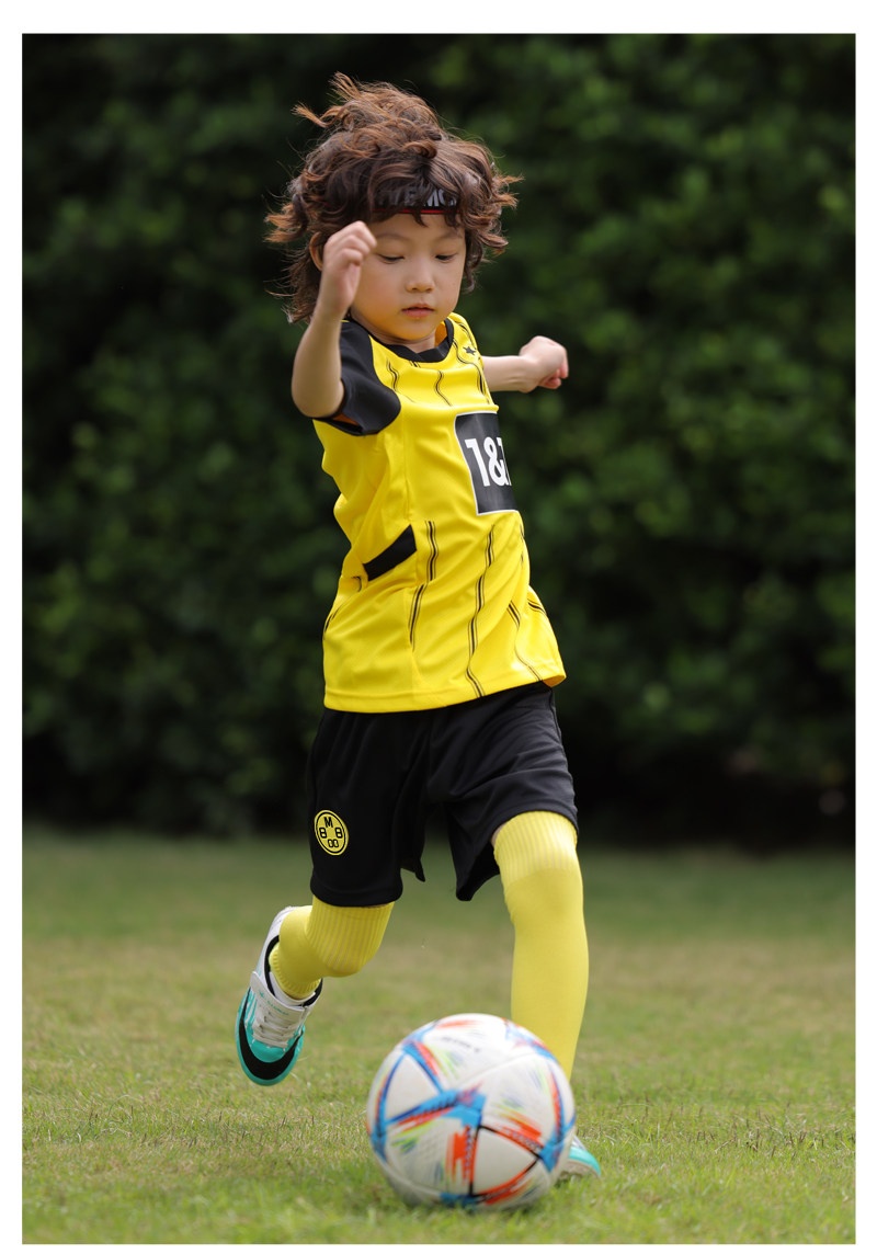 Borussia Dortmund 23-24 Home & Away Jersey Set for Kids detail 10