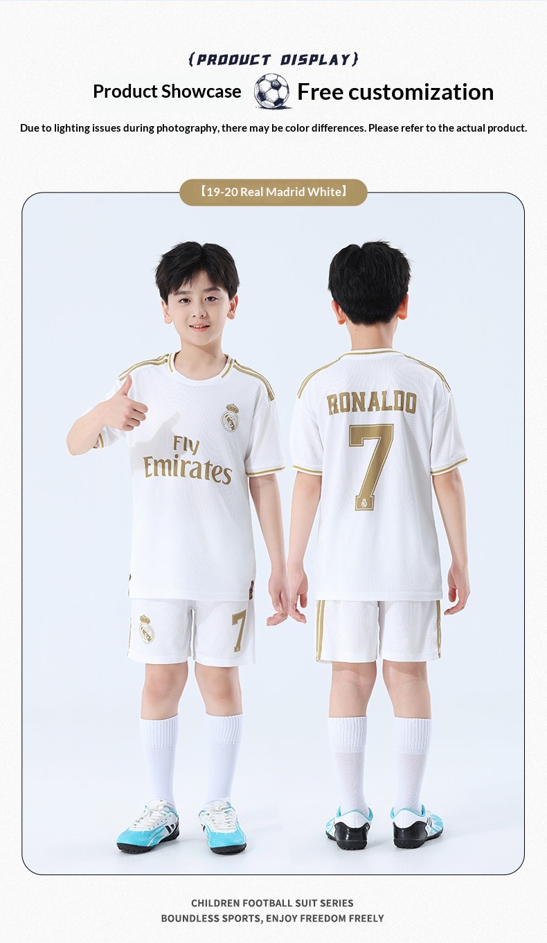 Real Madrid Cristiano Ronaldo Kids Football Kit detail 7
