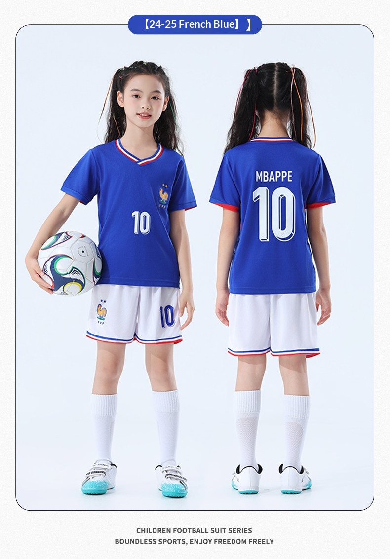 Real Madrid Cristiano Ronaldo Kids Football Kit detail 15