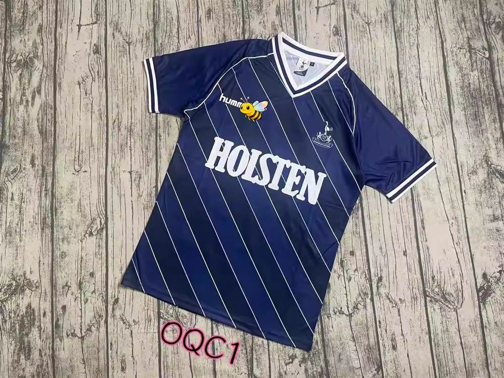 Tottenham Hotspur 1980s Retro Football Jersey detail 12
