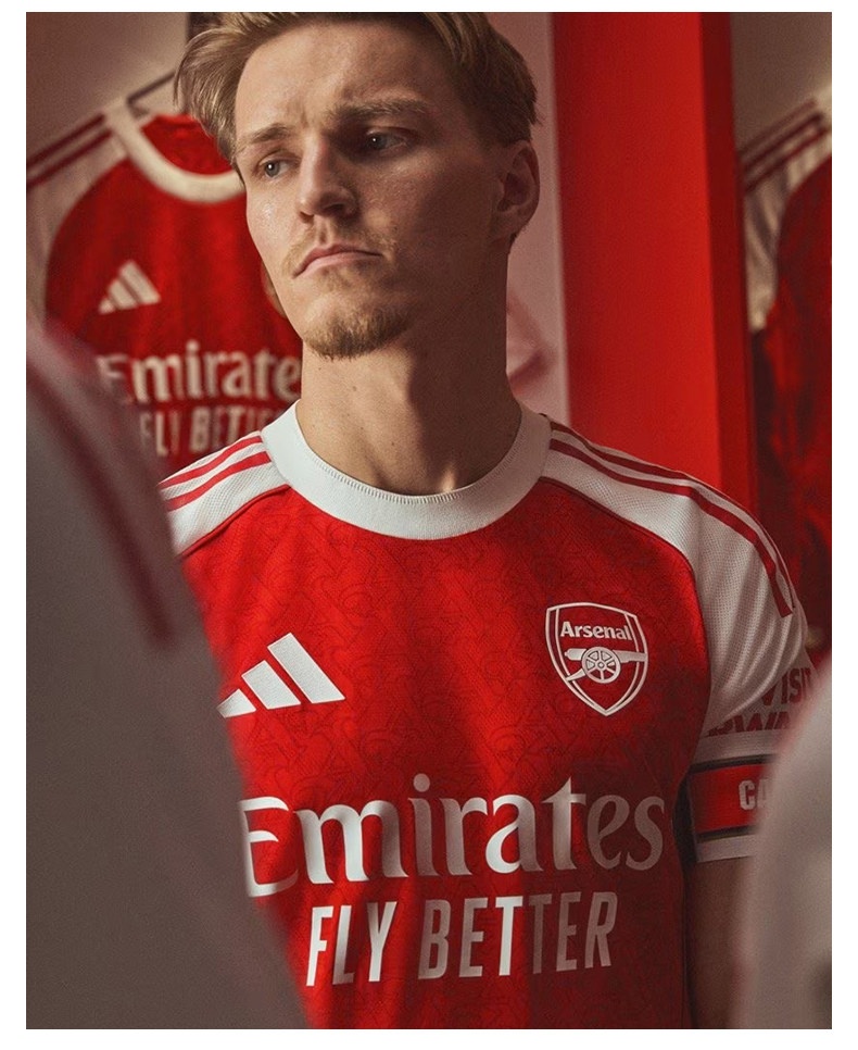 Arsenal 25/26 Home Player Jersey detail 3