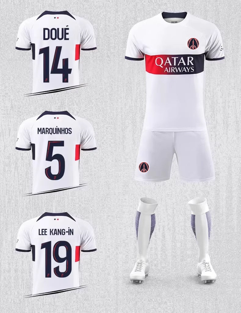 Paris Saint-Germain Mbappé Jersey Kit with Dembélé Customization detail 8
