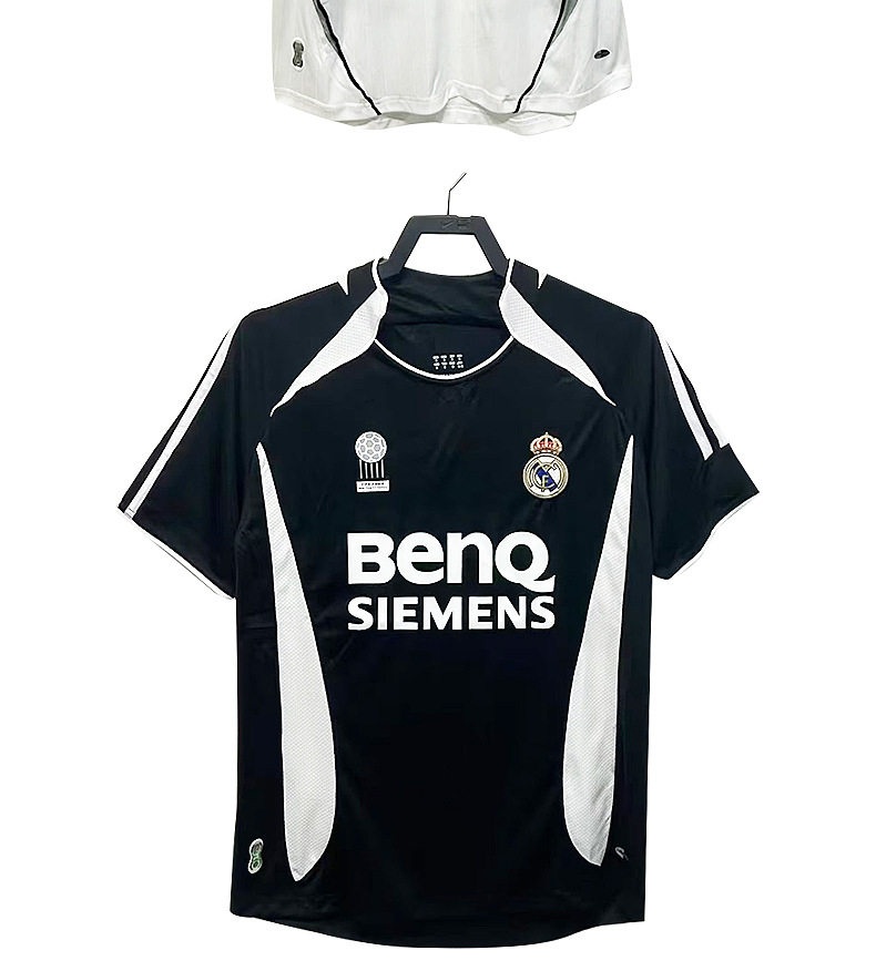 Manchester United Retro Home & Away Jersey - Short Sleeve detail 7