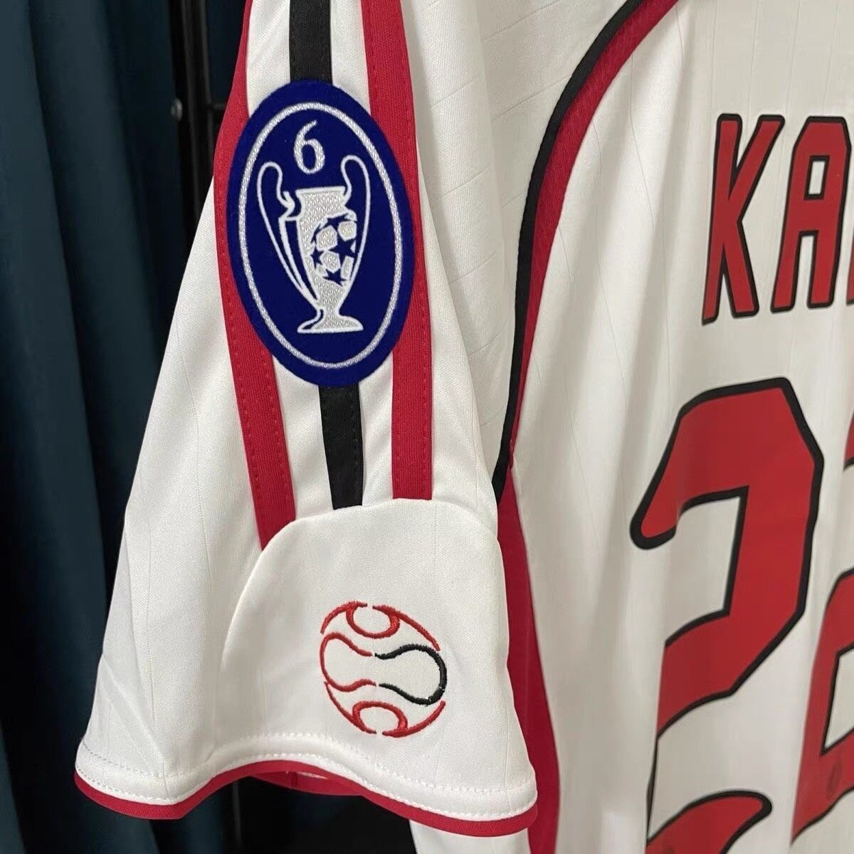 AC Milan 2006-07 Away Kaka #22 Jersey Kit detail 7