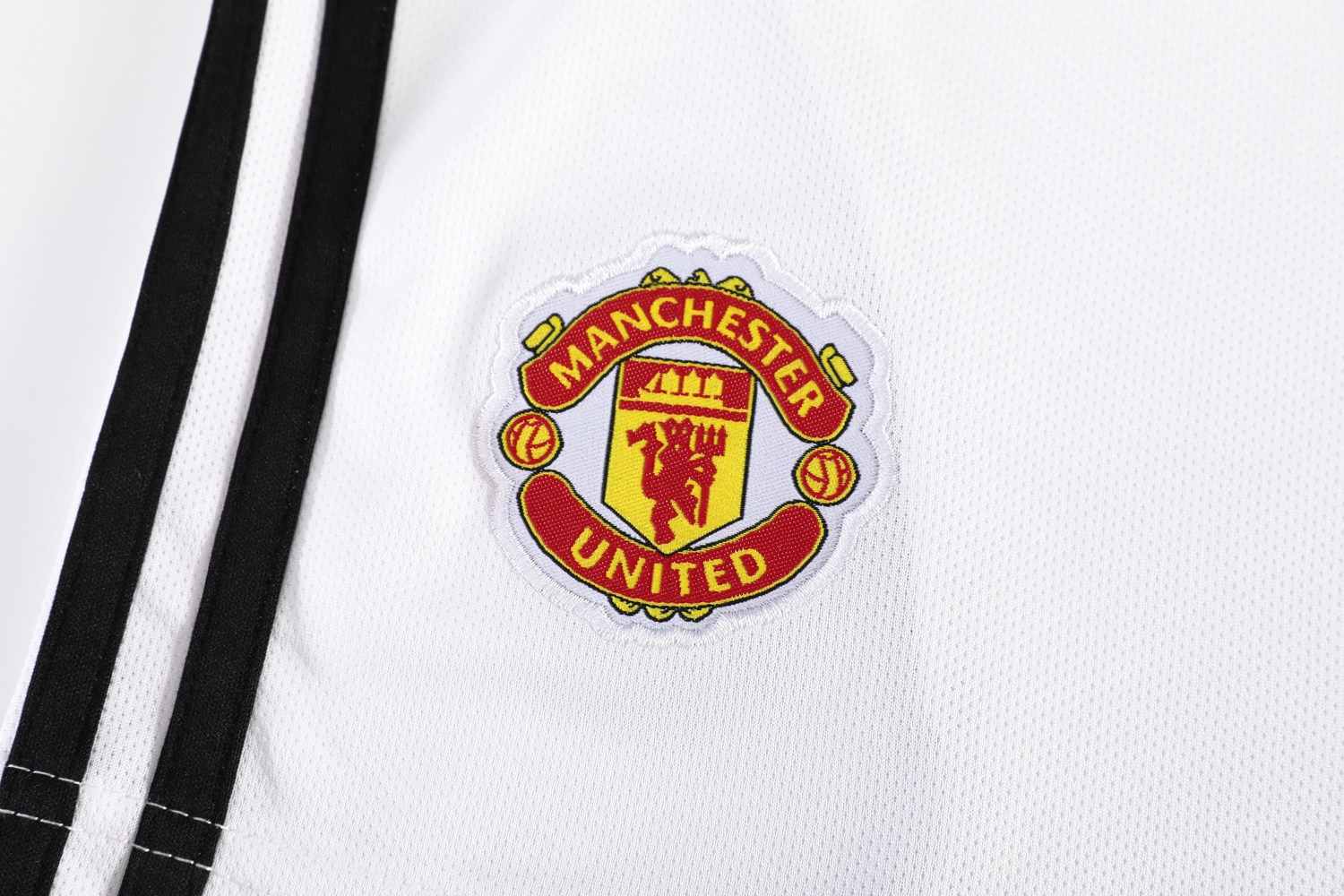 Manchester United 2025/26 Home Jersey Kit - Garnacho 17, Mainoo 37, Ronaldo 7 - Kids Training Set detail 18